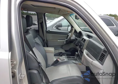 2008 Jeep Liberty Limited Edition z USA, uszkodzony, nr VIN 1J8GP58K88W146340